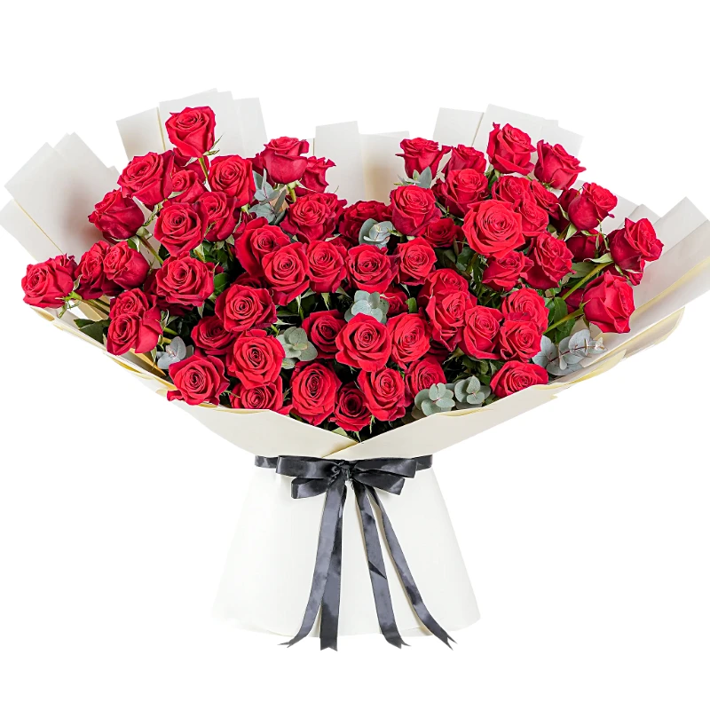 Букет из 101 красной розы в форме сердца